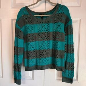 FANG Open Knit Sz L Blue Grey Stripe Sweater Crop
